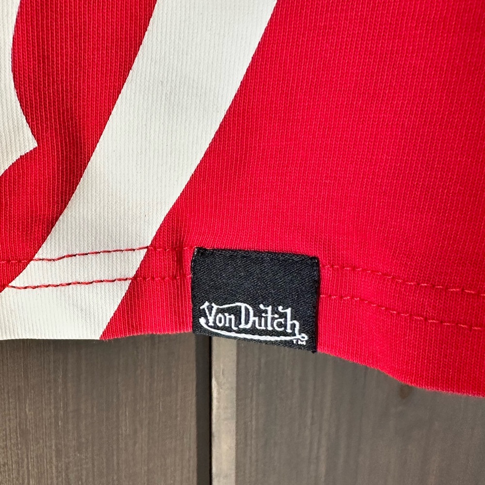 Von Dutch Red Short Sleeve Tee Vibrant Logo Design - EUC - Picture 2 of 6